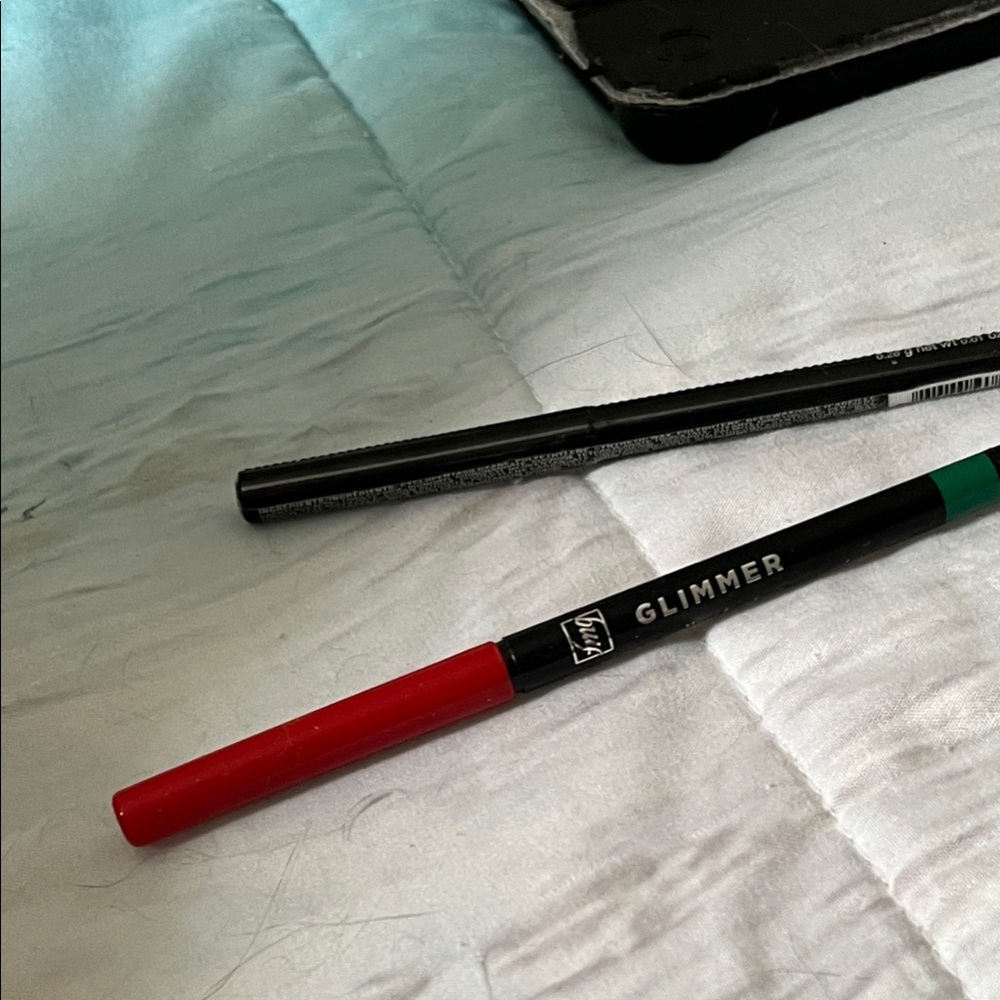 Avon True Color Eyeliner Set - glitter diamond and emerald green cream eyeliner